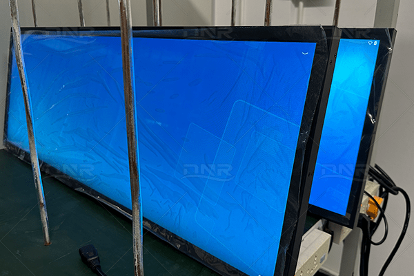 24-inch screen factory pictures